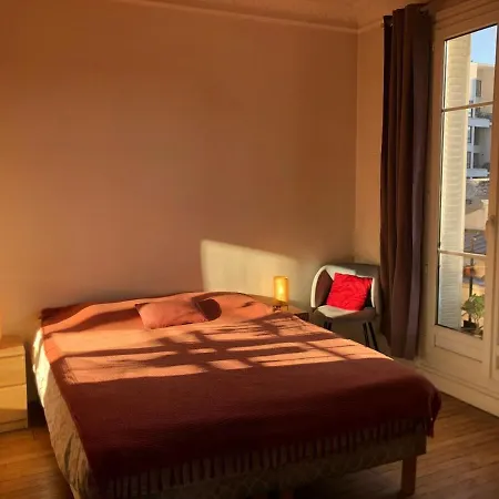 Appt Proche Montmartre-quartier Des Batignolles *